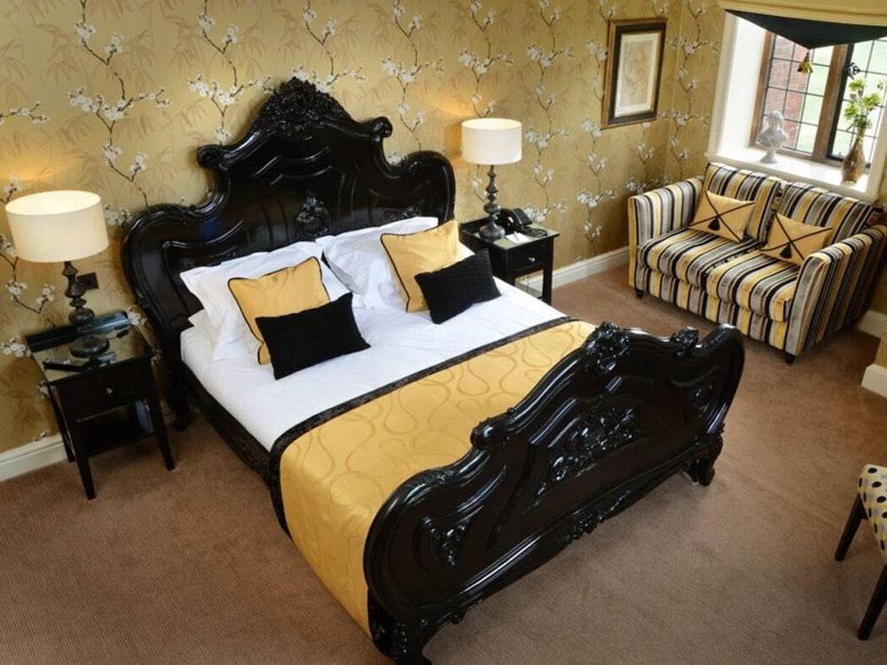 Inglewood Manor Hotel Ledsham  Eksteriør billede