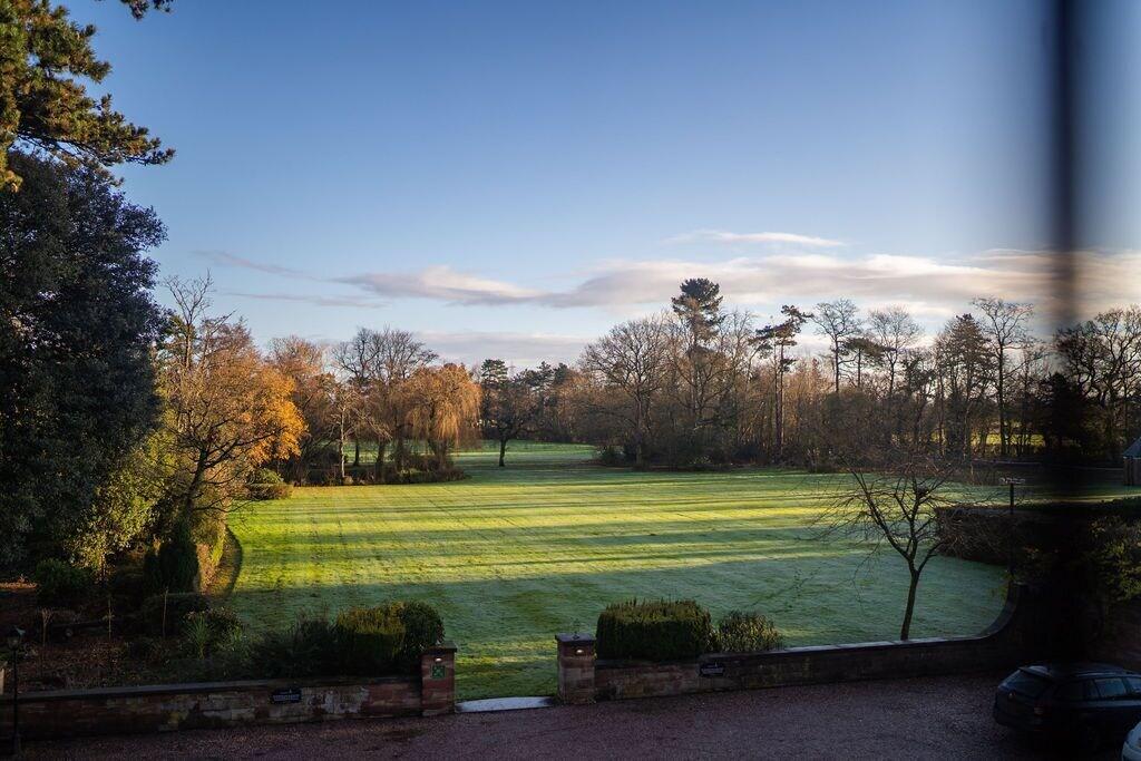 Inglewood Manor Hotel Ledsham  Eksteriør billede